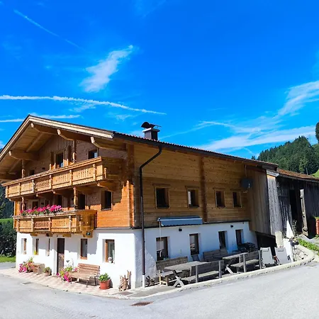 Paulnhof Erl - Alpenglueck Fuer Gruppen, Freunde & Teams * Erlerberg